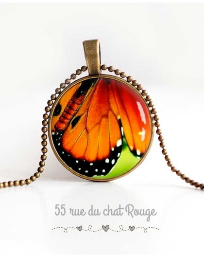 2301 Saint Valentin collier pendentif cabochon orange vert Aile de papillon bijoux pour femme 