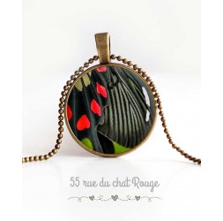 collana pendente cabochon, ala di farfalla,, gioielli nero e rosso della donna