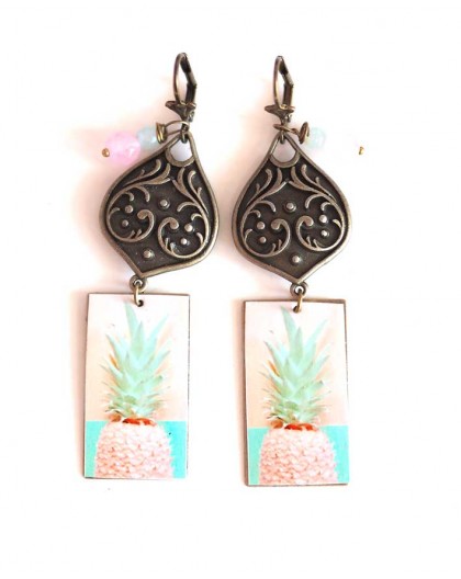 Earrings, pendant, fancy, Pineapple pink, soft blue, bronze