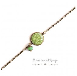 Bracelet woman, fine chain, Japanese wave cabochon, rye, green
