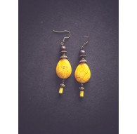 Boucles d'oreilles, pendantes, Howlite jaune, bronze