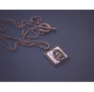 Collana, pendente e medaglione, rosa fiorita, rame