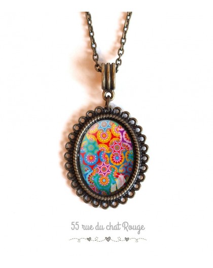 Necklace cabochon pendant, bohemian spirit multicolor
