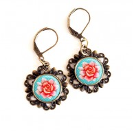 Petites boucles d'oreilles légères Fleur rose et bleu, look Sixties