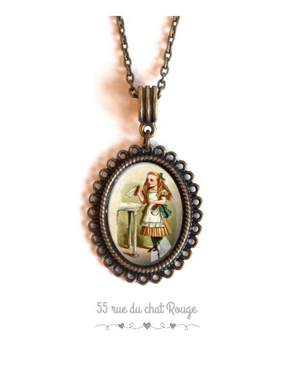 cabochon pendant necklace Alice in Wonderland vintage bronze